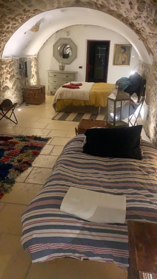 Rognes La Villageoise, Chambre Troglodyte Pitoresque Au Coeur Du Village المظهر الخارجي الصورة
